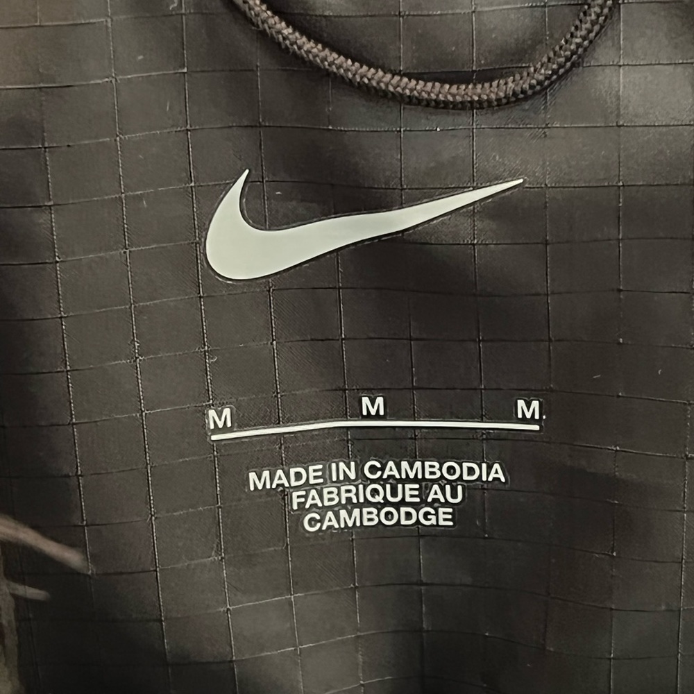 Nike Essential Women's Running Jacket - Picture 4 of 4